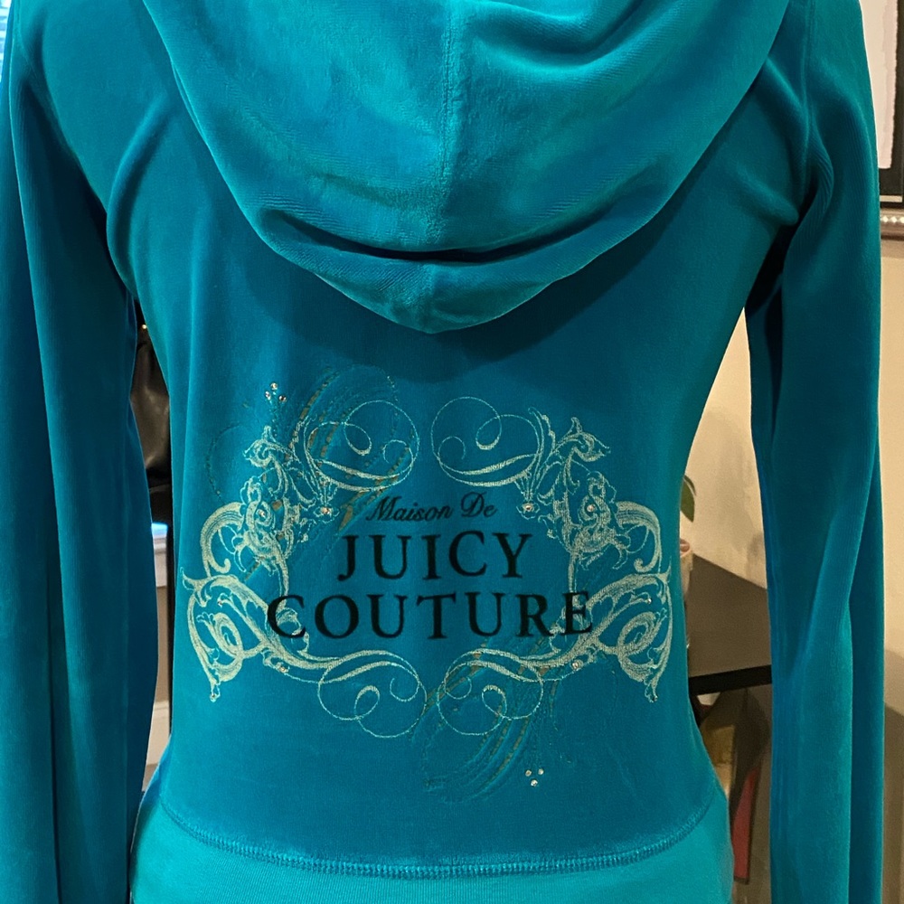 Velour Juicy Couture track suit